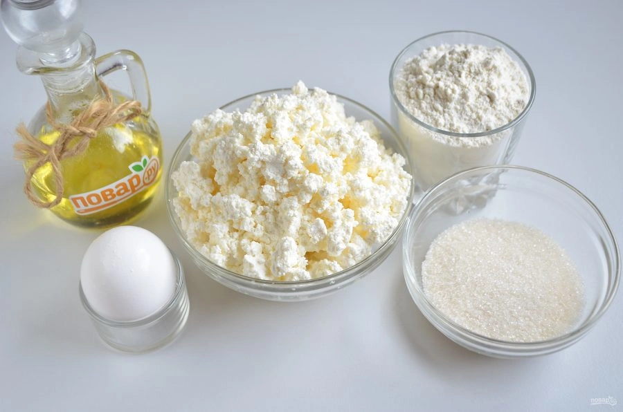 Шаг 1: Сырники классический рецепт