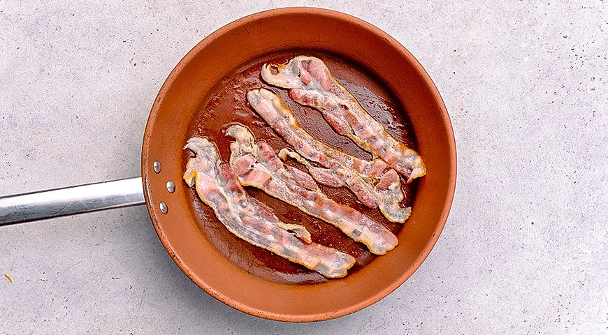 Тако с креветками, авокадо и беконом: шаг 1