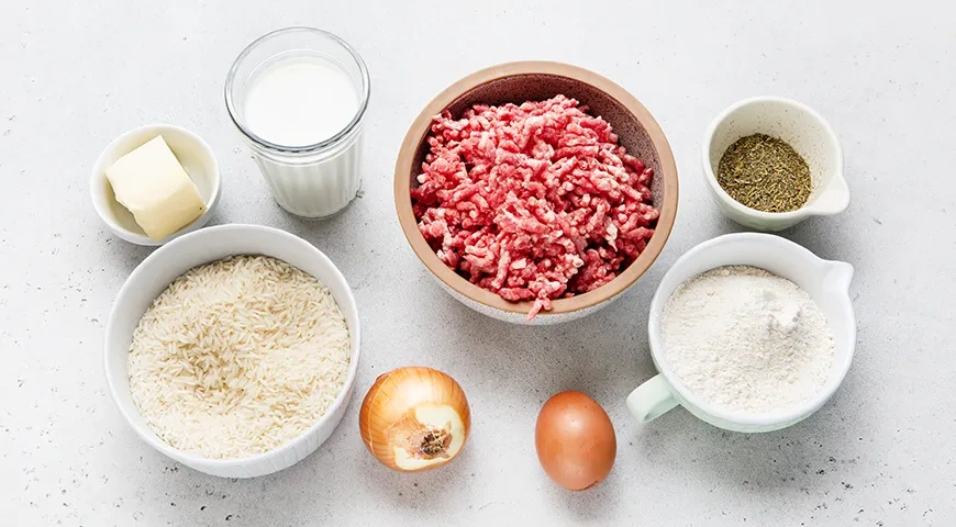 Тефтели под соусом бешамель: шаг 1