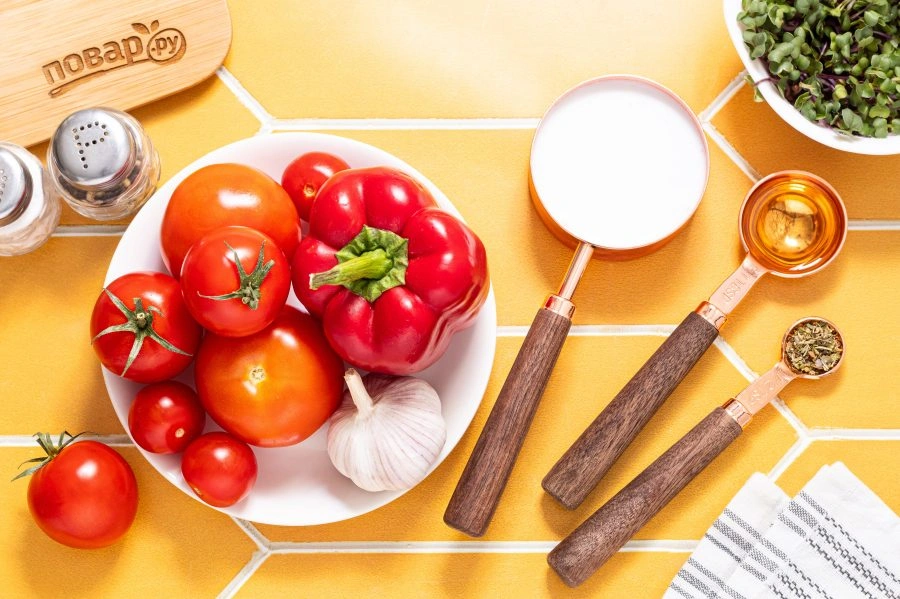 Шаг 1: Томатный крем-суп