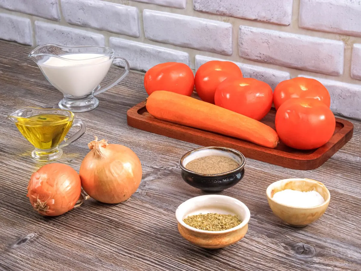 Шаг 1: Томатный крем-суп со сливками