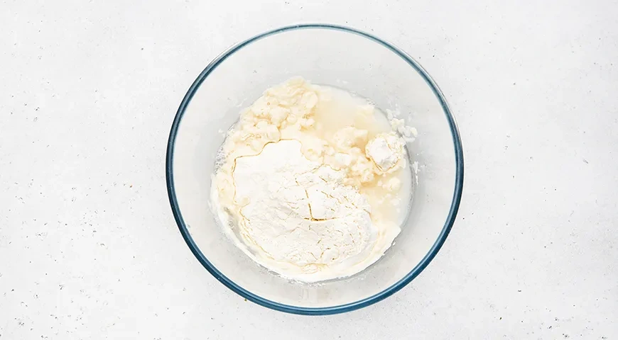 Тонкий лаваш на сковороде: шаг 1