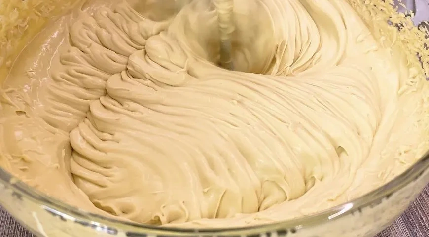 Торт без выпечки из трёх ингредиентов: шаг 1