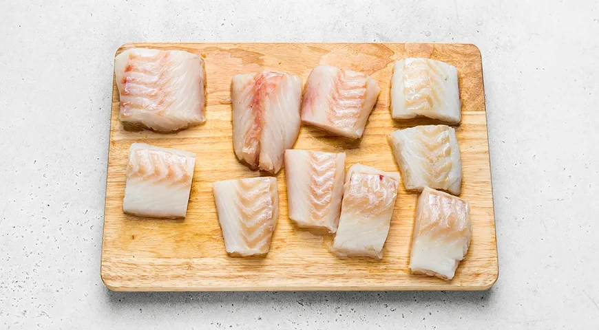 Треска тушеная: шаг 1