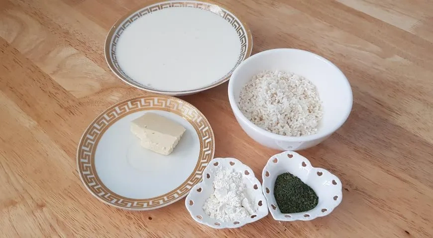 Турецкий суп яйла из риса и йогурта: шаг 1