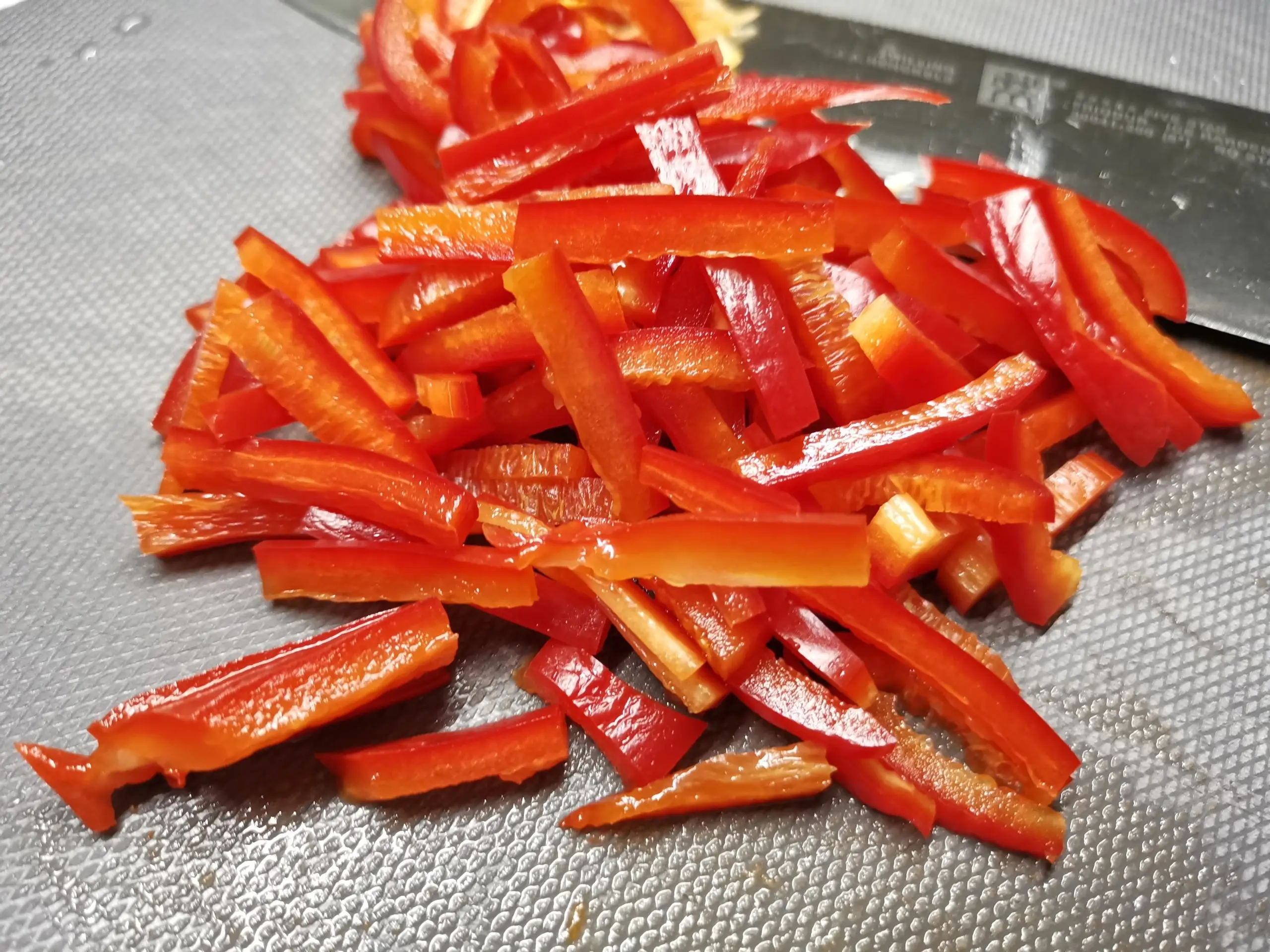 Шаг 1: Тушеная капуста с мясом