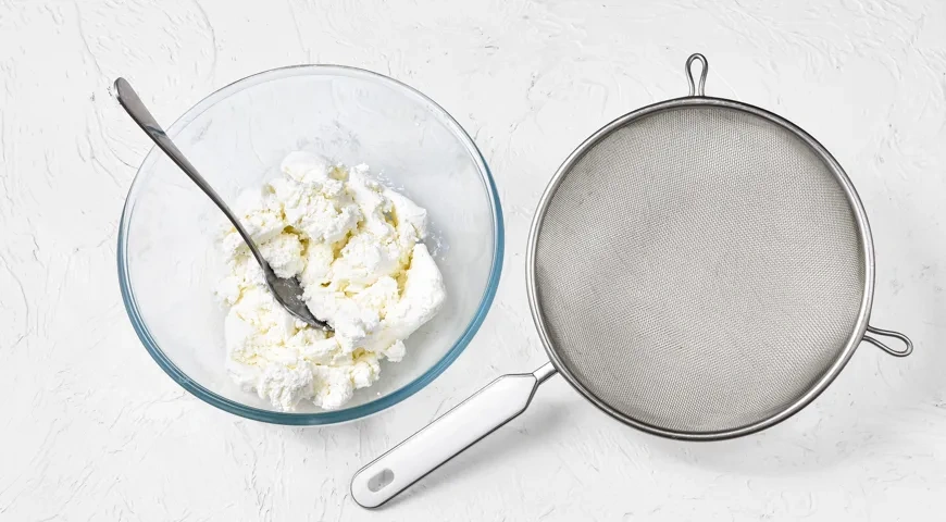 Творожная запеканка с кукурузной мукой: шаг 1