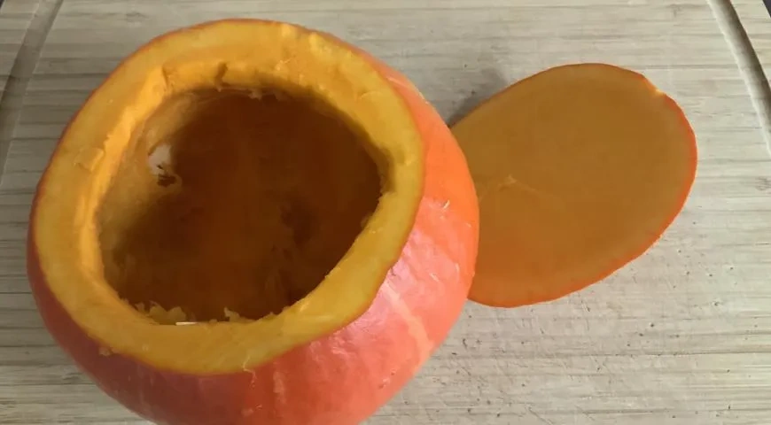 Тыква фаршированная фасолью и фаршем из сои: шаг 1