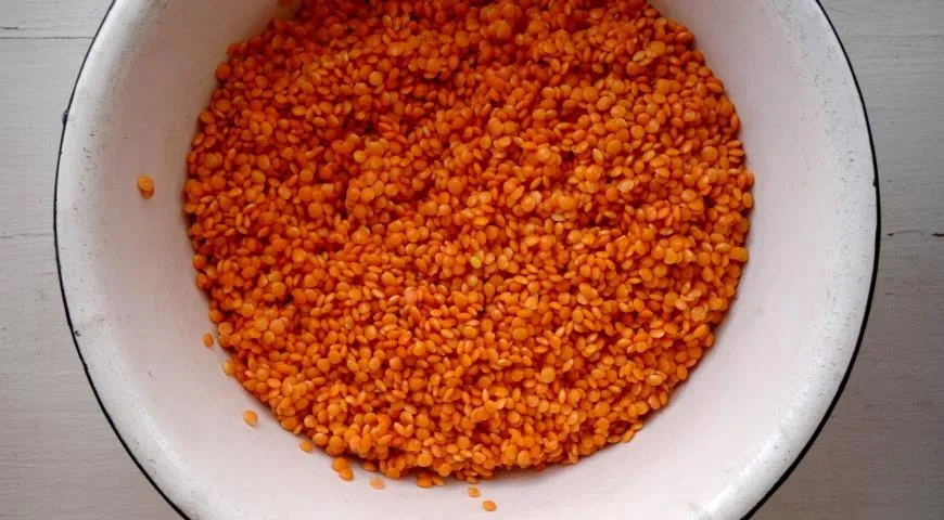 Тёплый салат из чечевицы, куриной печёнки и сладкого перца: шаг 1