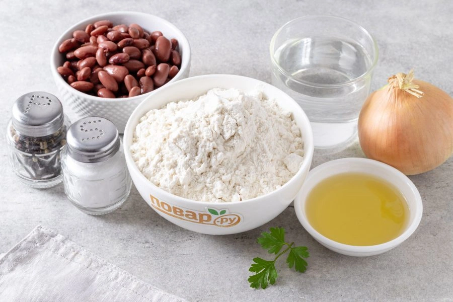 Шаг 1: Вареники с фасолью