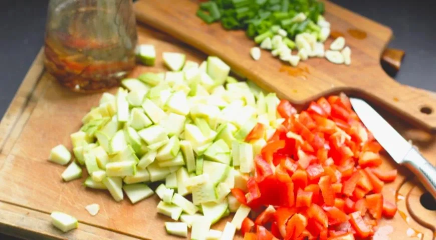 Вегетарианская лазанья: шаг 1