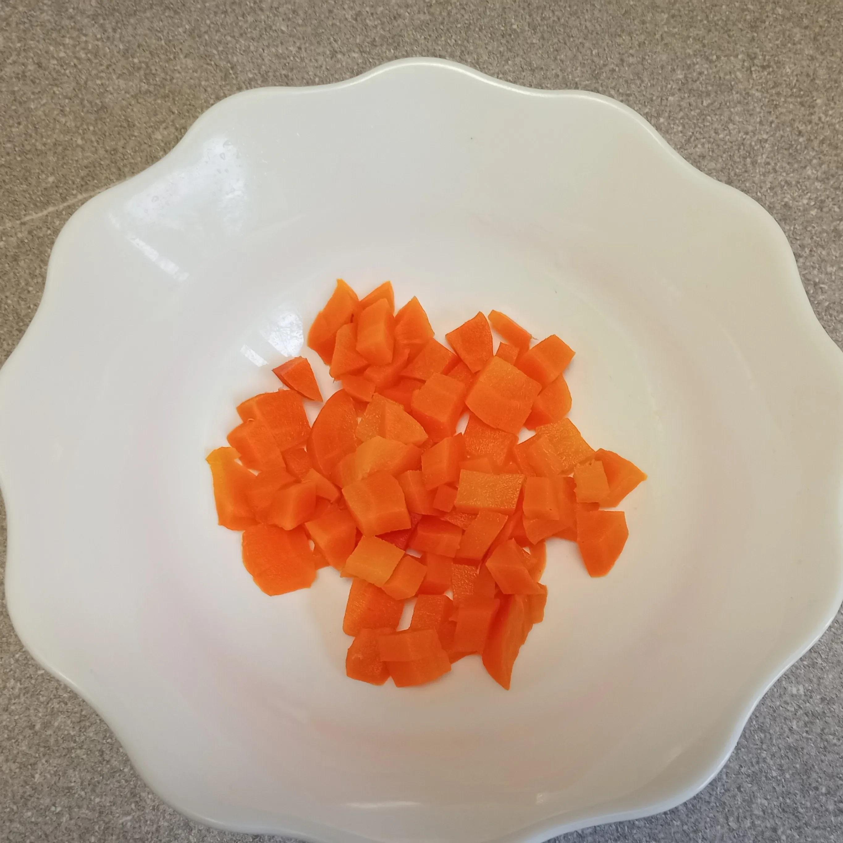 Винегрет с красным луком и зеленью: шаг 1