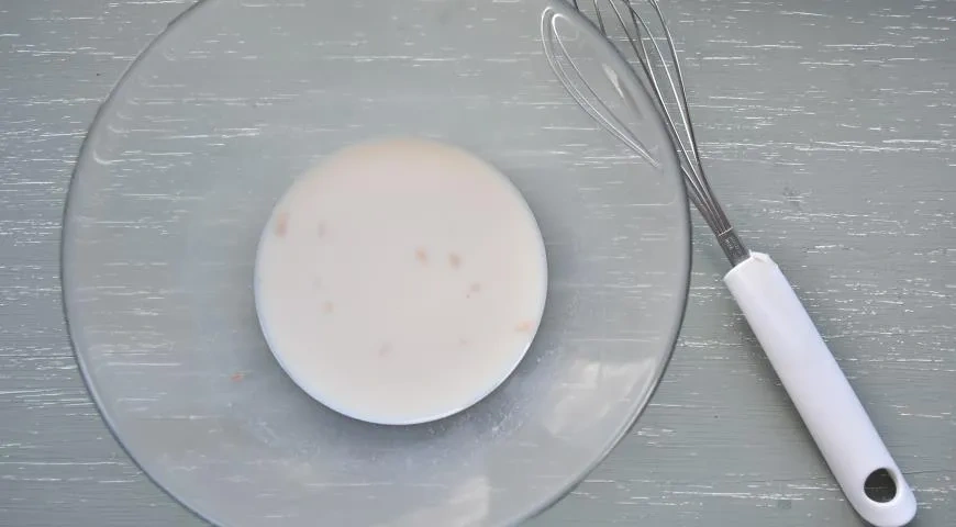 Яблочный пирог с штрейзельной крошкой: шаг 1