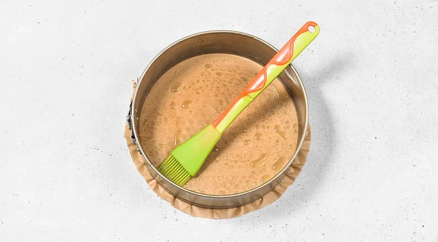 Заливной пирог на кефире с яблоками: шаг 1