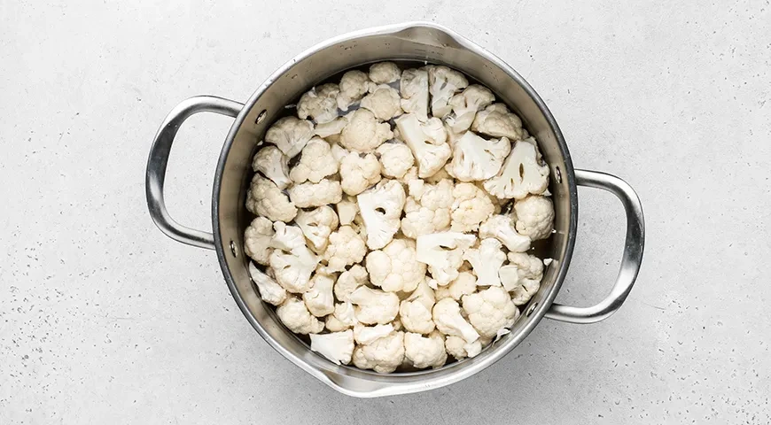 Запеченная цветная капуста с сыром по-домашнему: шаг 1