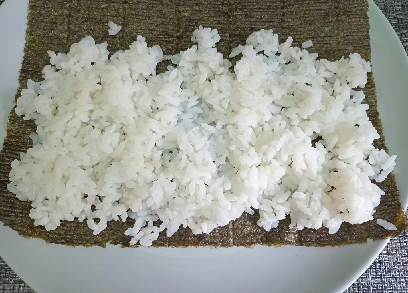 Запечённые роллы с кальмаром: шаг 1