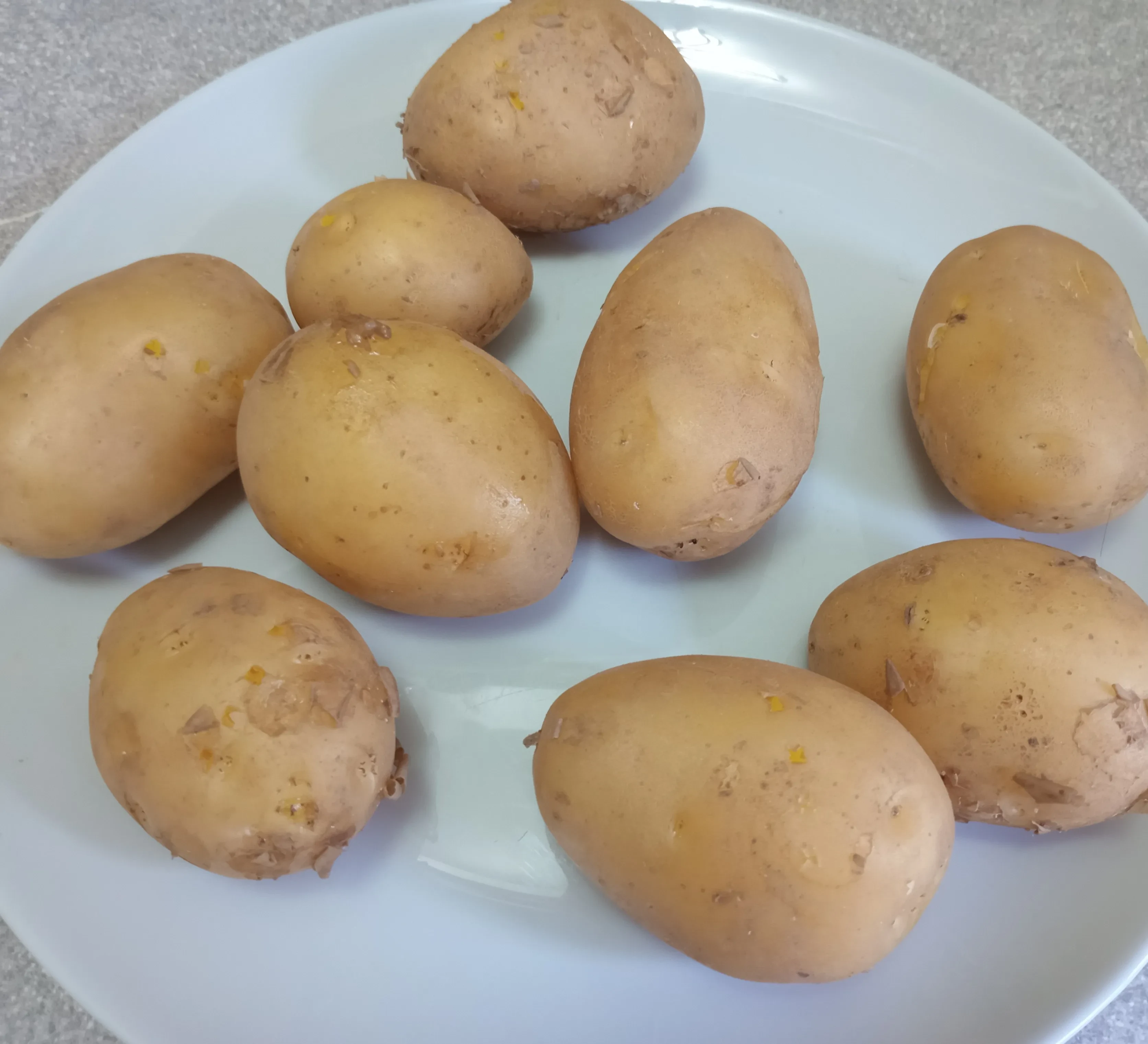 Запечённый картофель, фаршированный мясом: шаг 1