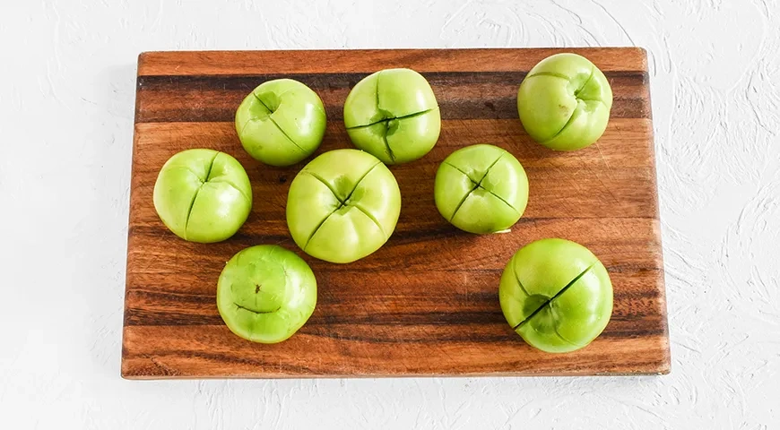 Зеленые помидоры по-грузински: шаг 1