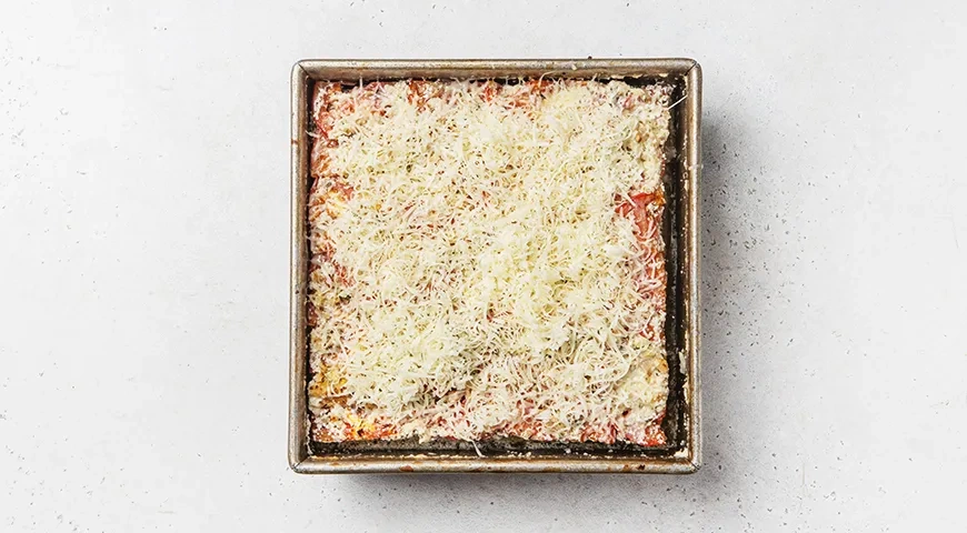 Картофельная запеканка с фаршем и овощами под сыром: шаг 10