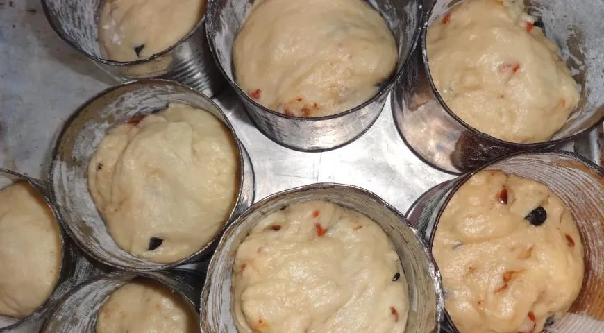 Куличи на кефире: шаг 10