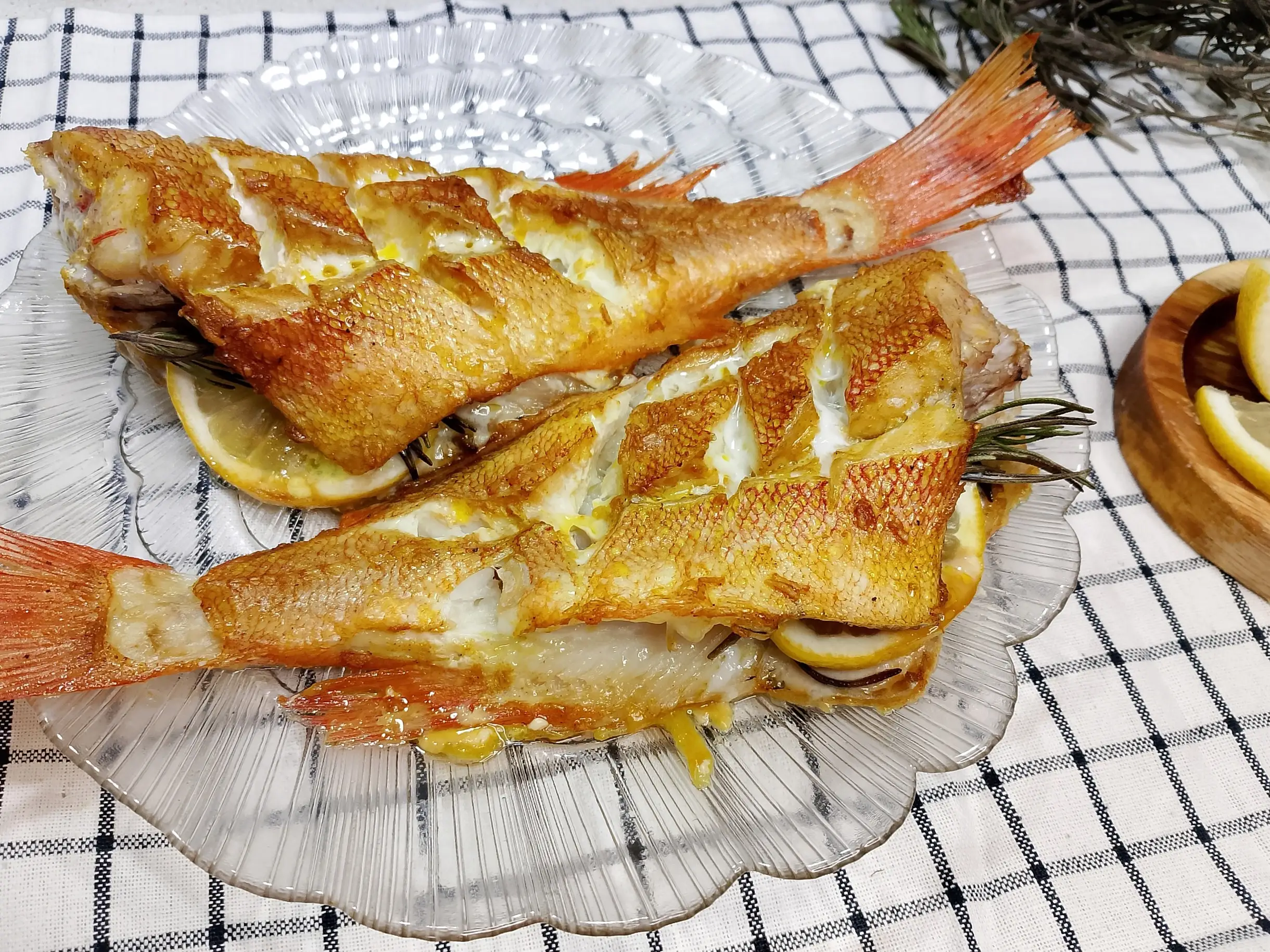 Шаг 10: Морской окунь в духовке