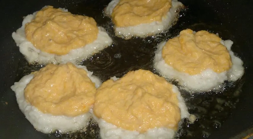 Оладьи из тыквы и цветной капусты: шаг 10