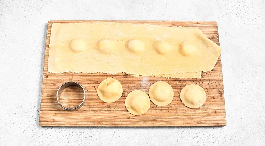 Равиоли с креветками и песто: шаг 10