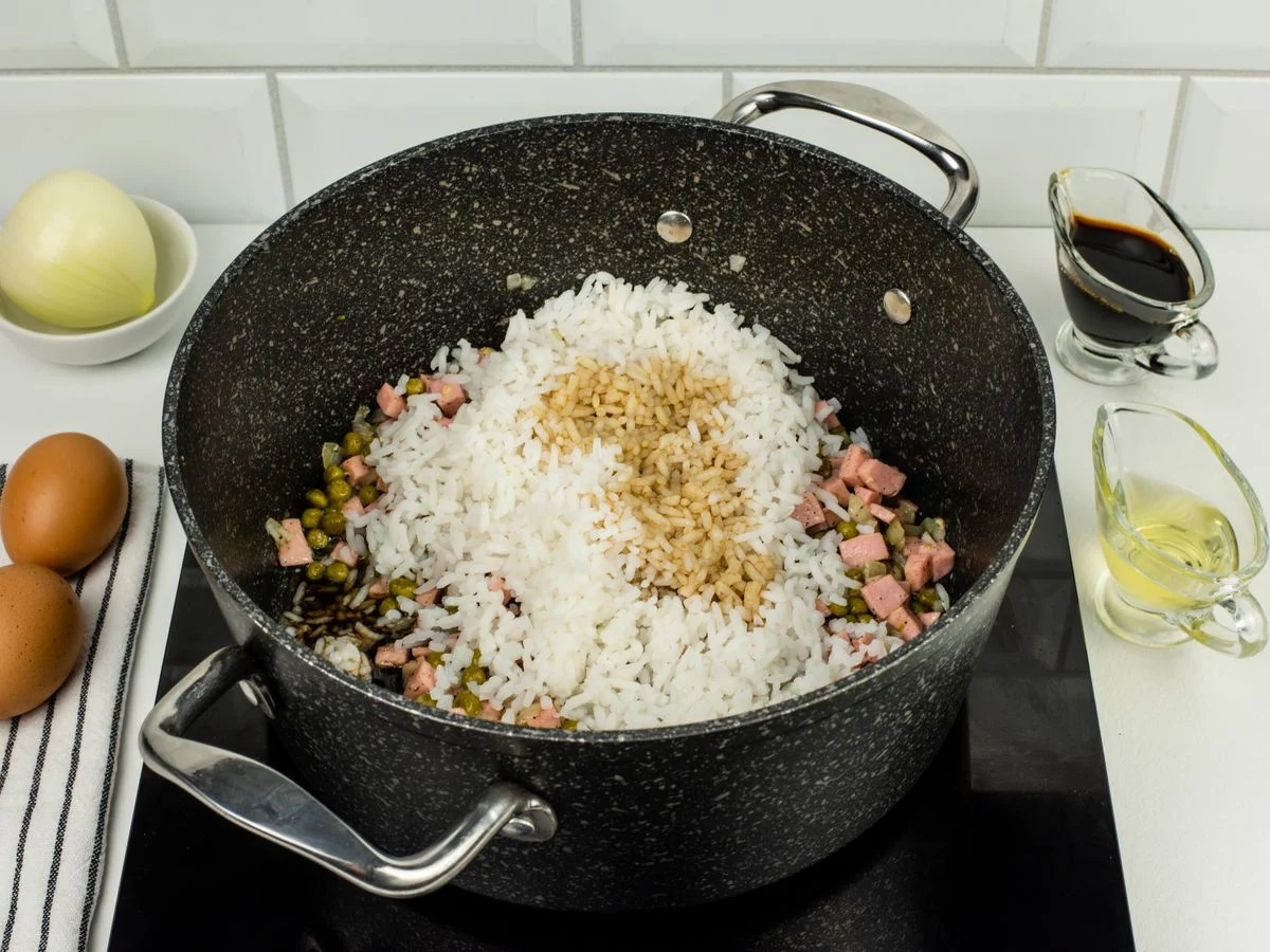 Шаг 10: Рис по-кантонезийски