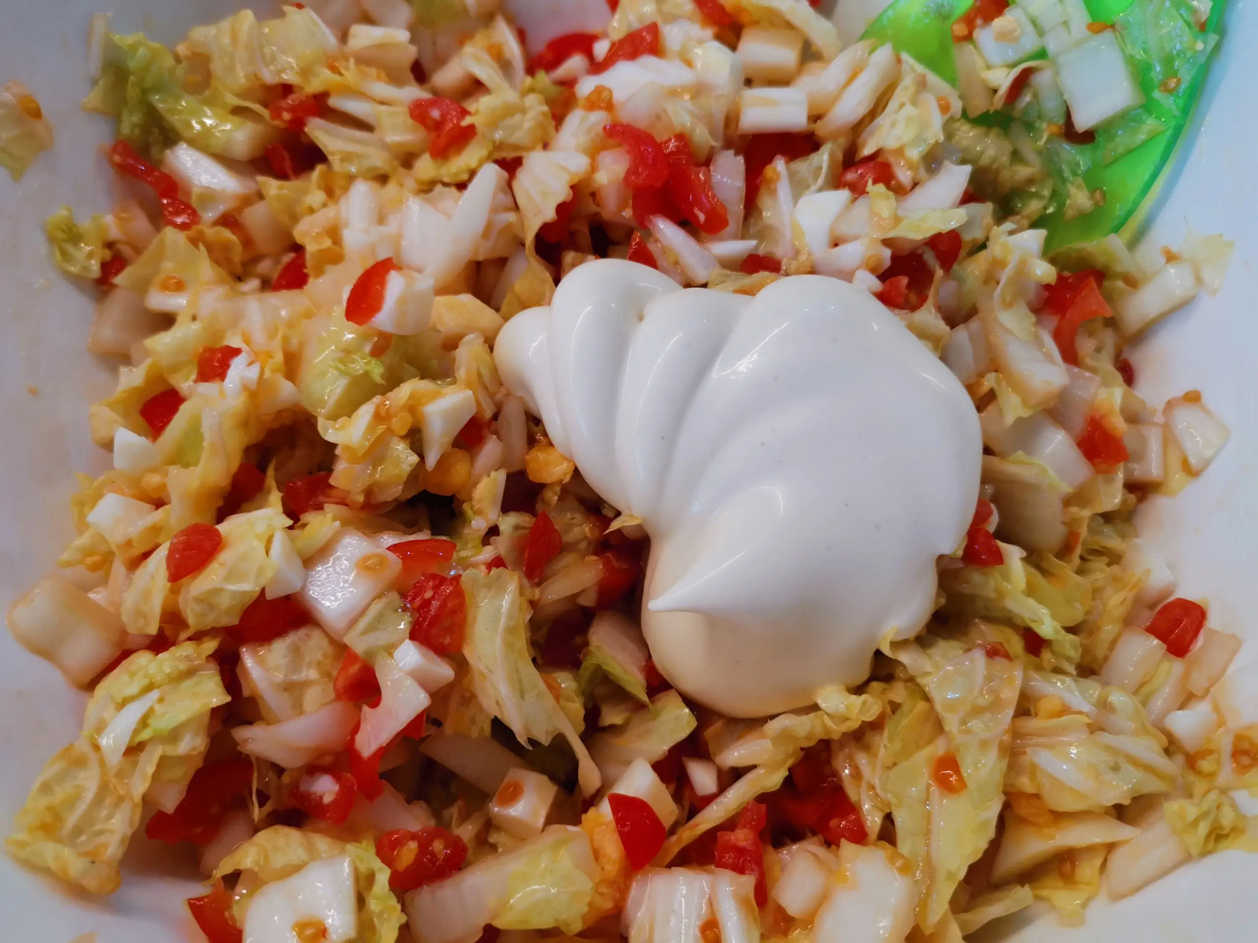 Шаг 10: Салат из пекинской капусты с яйцом