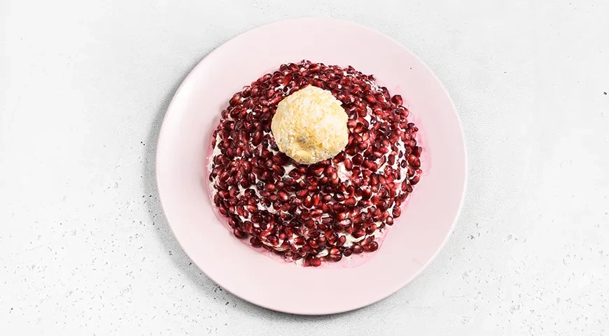 Салат «Красная шапочка» с говядиной и гранатом: шаг 10