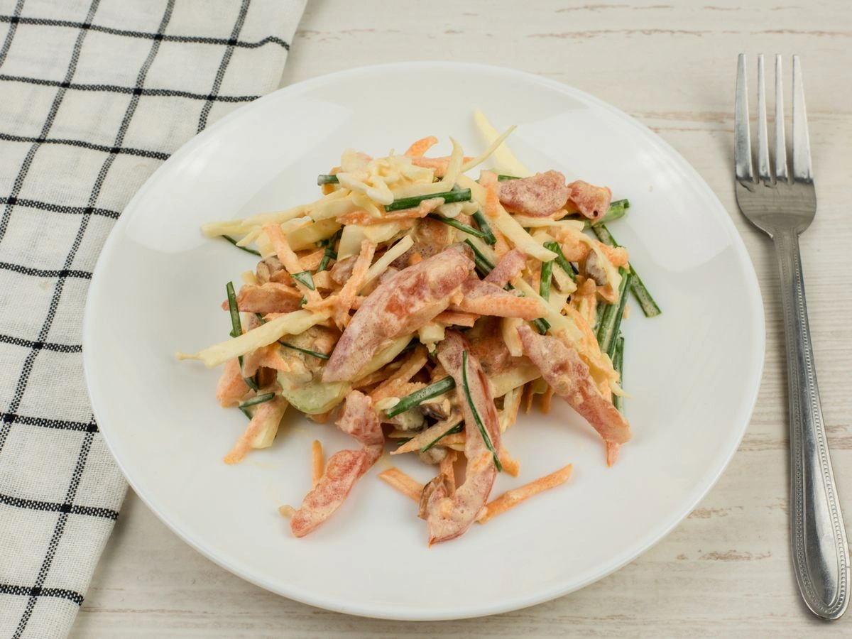 Шаг 10: Салат с сельдереем и капустой