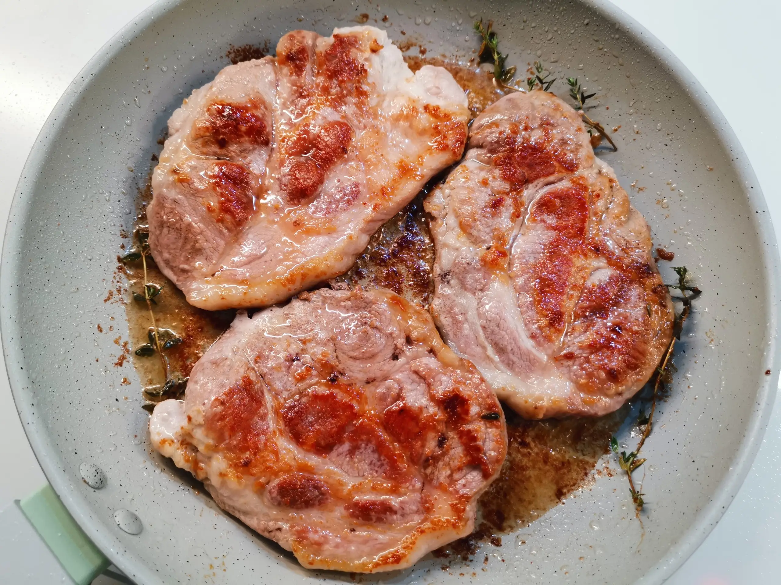 Шаг 10: Сочный стейк из свинины