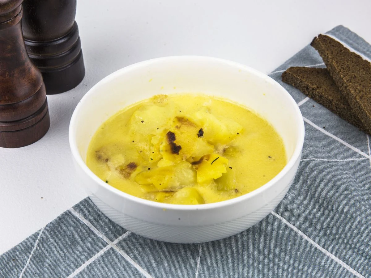 Шаг 10: Сырный суп с запеченным картофелем