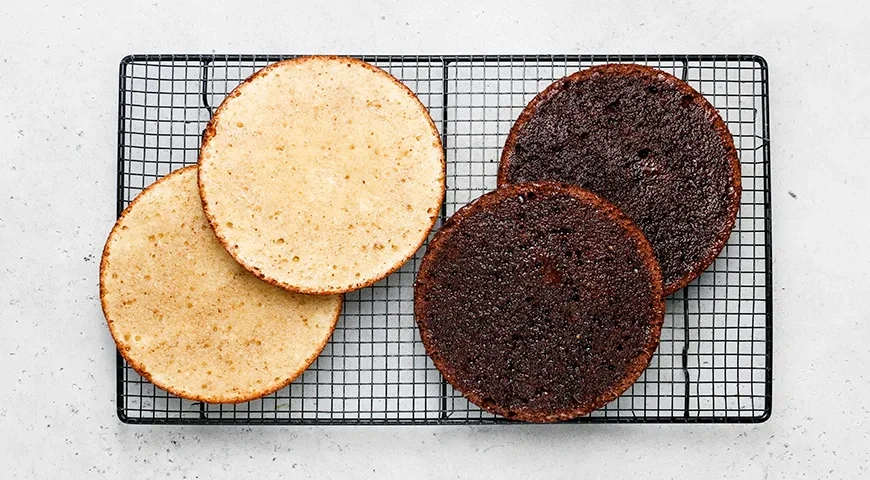 Торт «Золотой ключик»: шаг 10