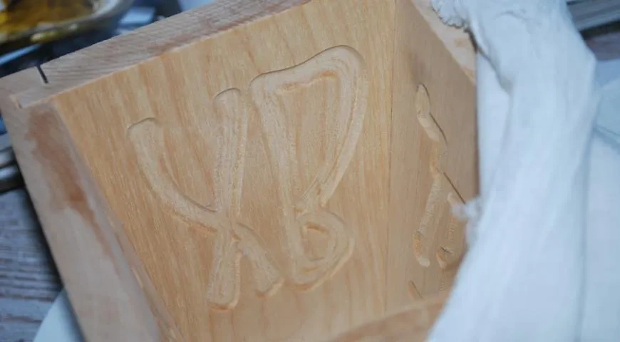 Творожная пасха с заварным кремом, миндалем и изюмом: шаг 10