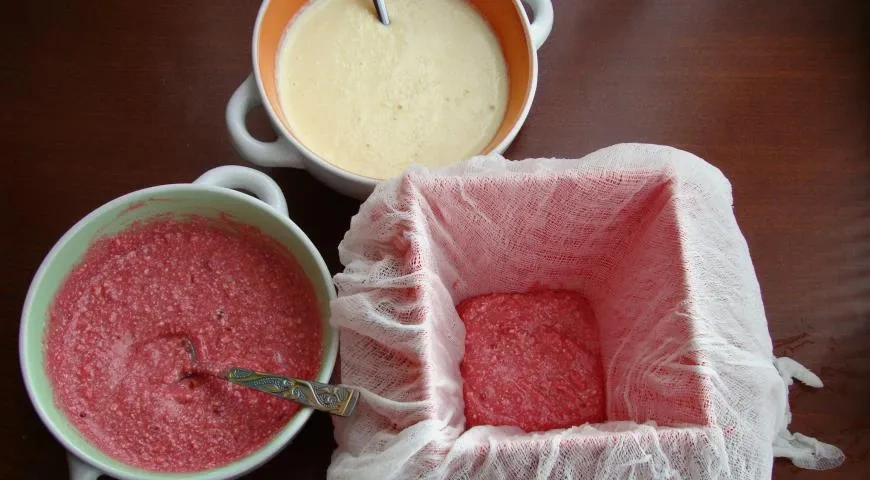 Творожная заварная пасха с малиной: шаг 10