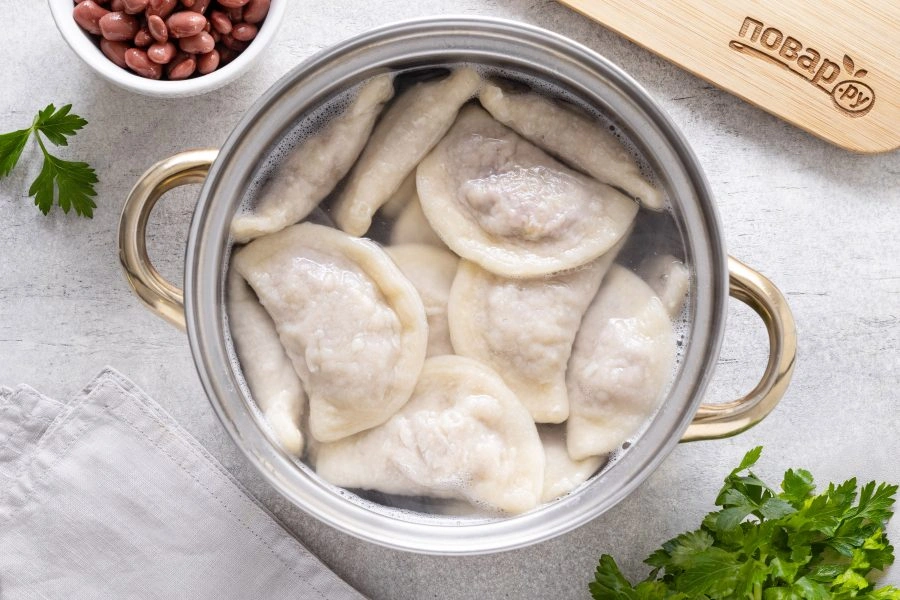 Шаг 10: Вареники с фасолью