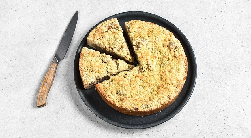 Яблочный пирог по-немецки с орехами: шаг 10