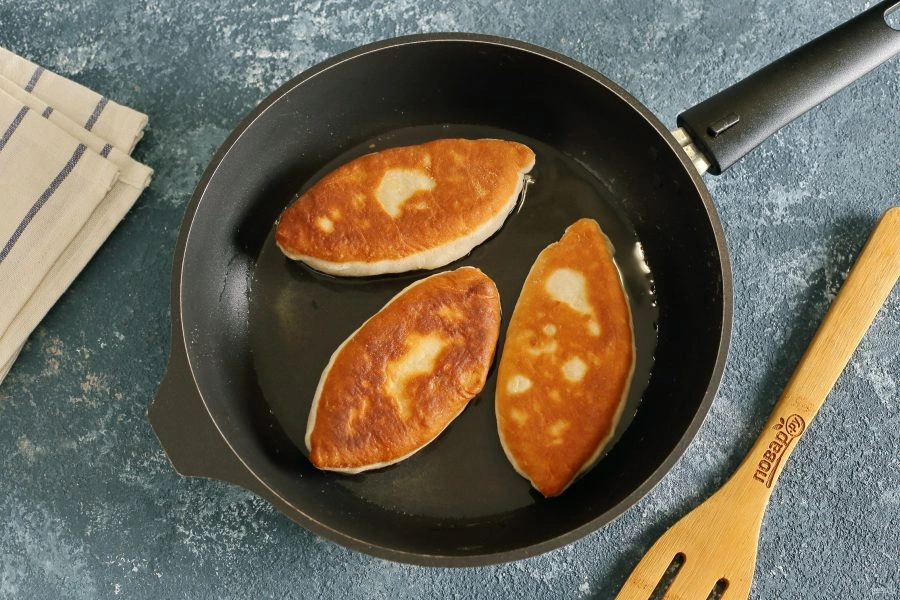 Шаг 10: Жареные пирожки с картошкой