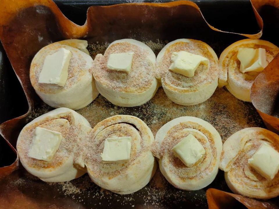 Шаг 11: Булочки с корицей "Ленивые синнабоны"