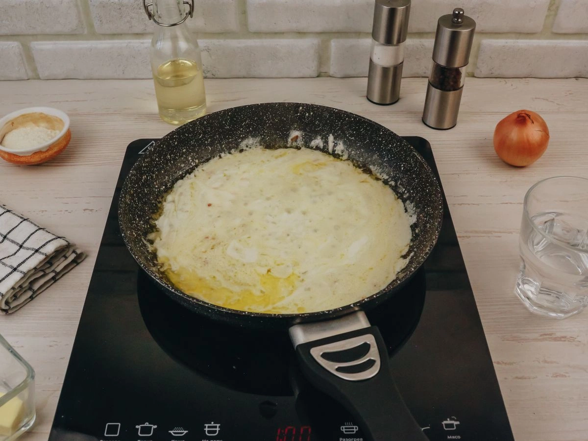 Шаг 11: Гречанники в сметанном соусе