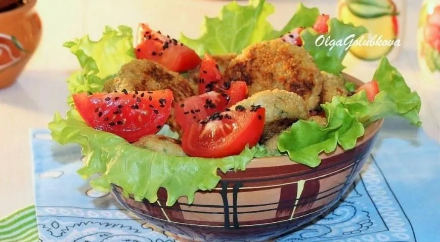 Курино-овощные котлеты с зеленью: шаг 11