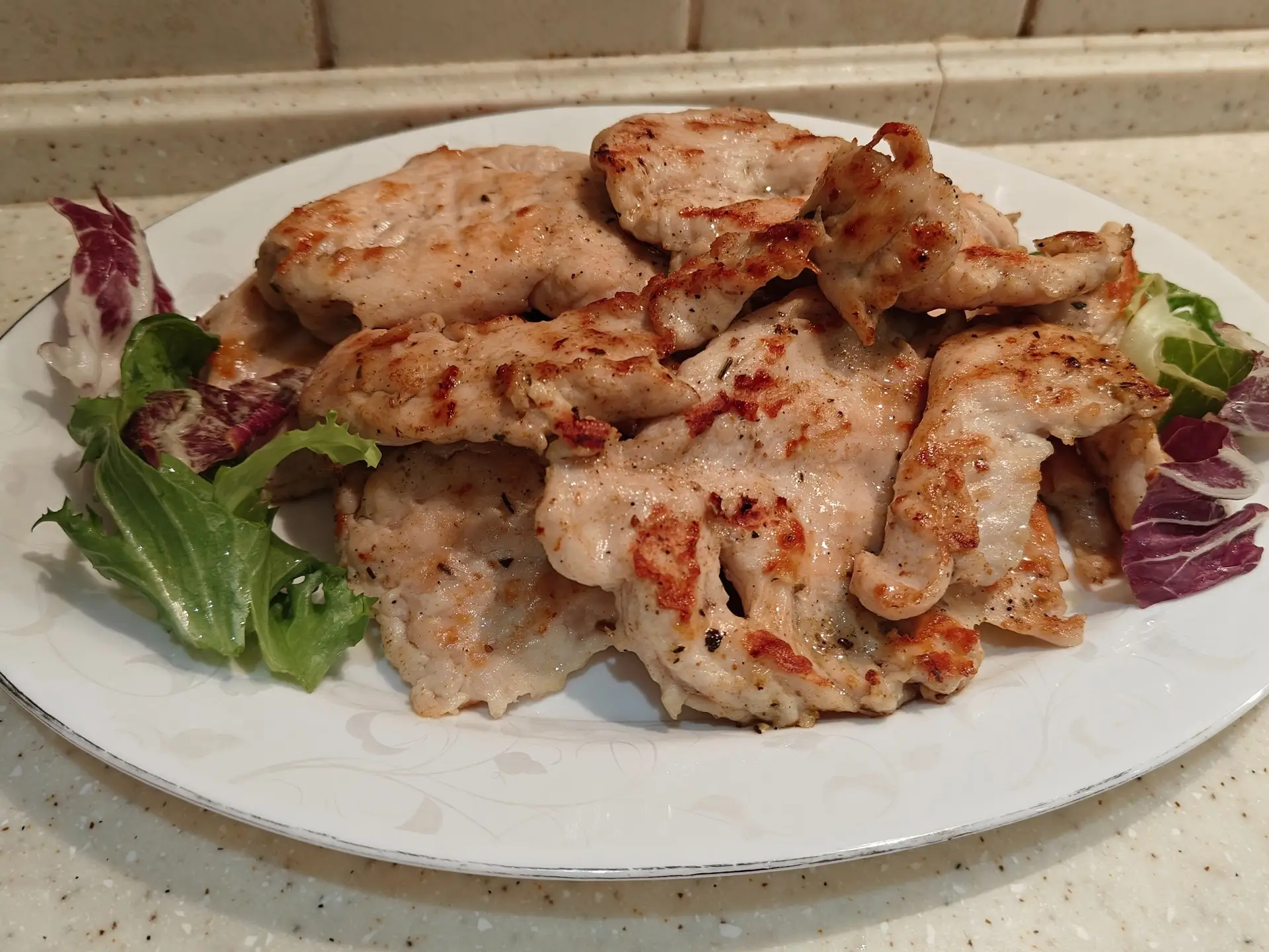 Шаг 11: Куриное филе на гриле