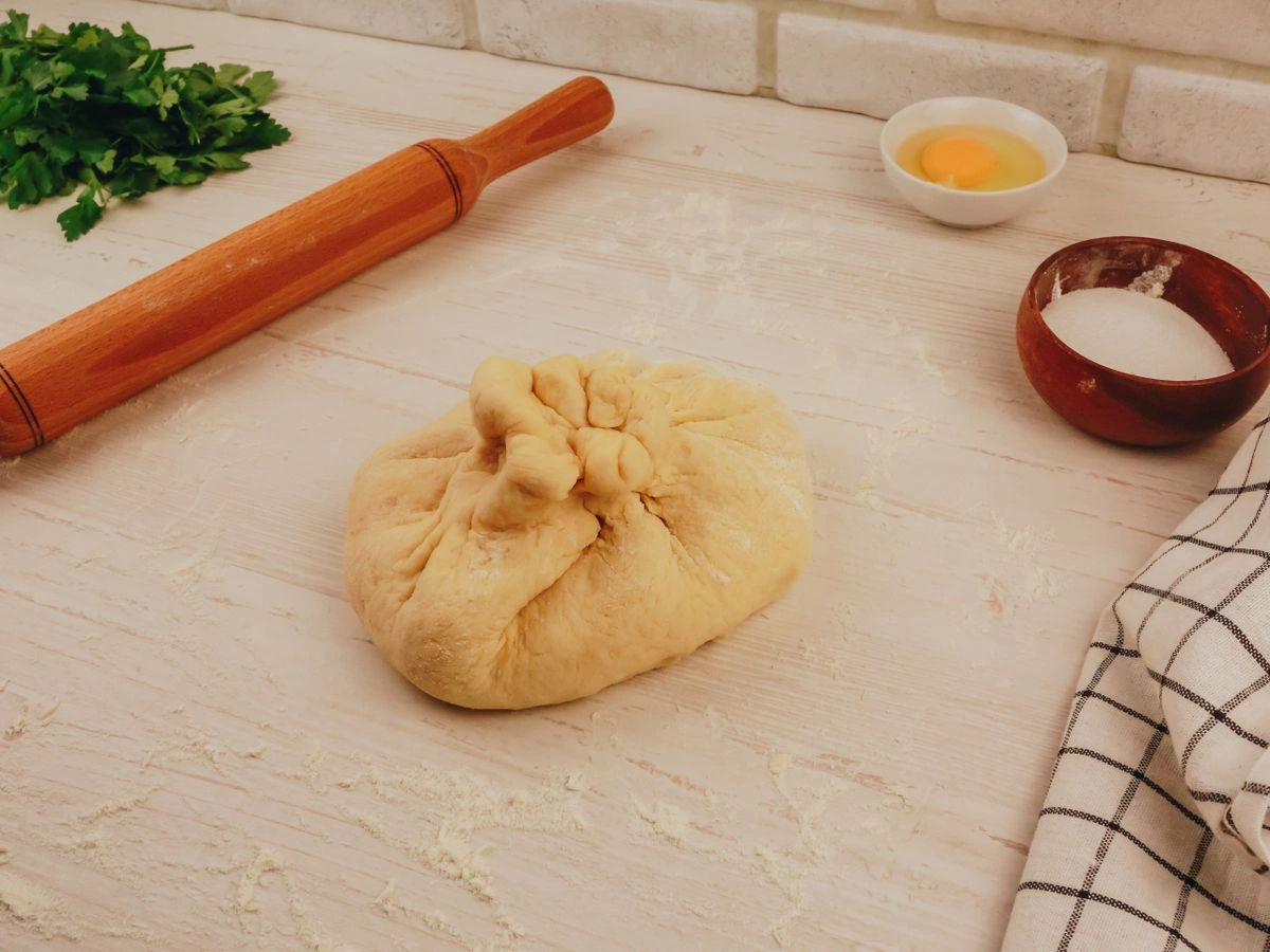 Шаг 11: Лепёшка с сыром, зеленью и творогом