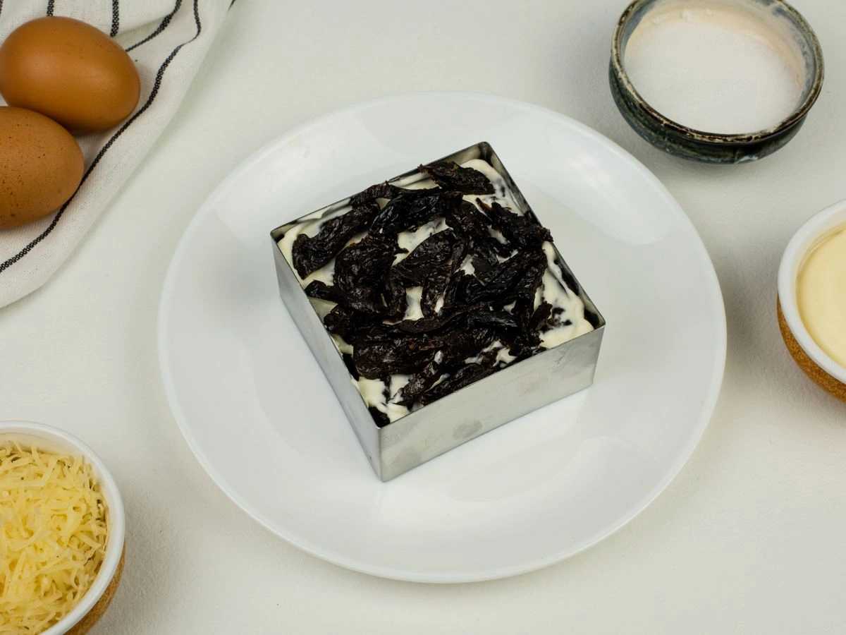 Шаг 11: Салат с рисом, курицей и черносливом