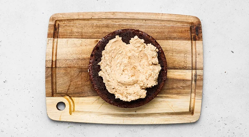 Торт «Золотой ключик»: шаг 11