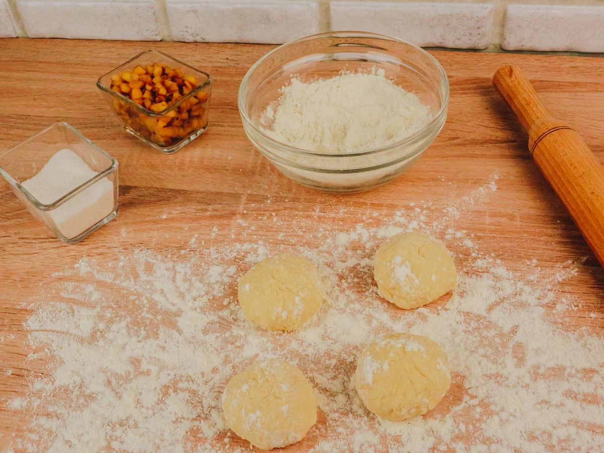 Шаг 11: Творожные пирожки с яблоками