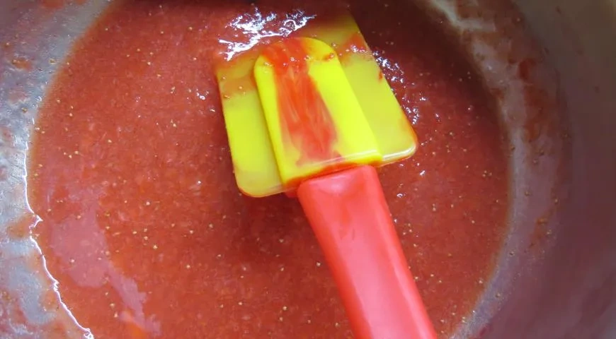 Творожный пирог с клубникой: шаг 11