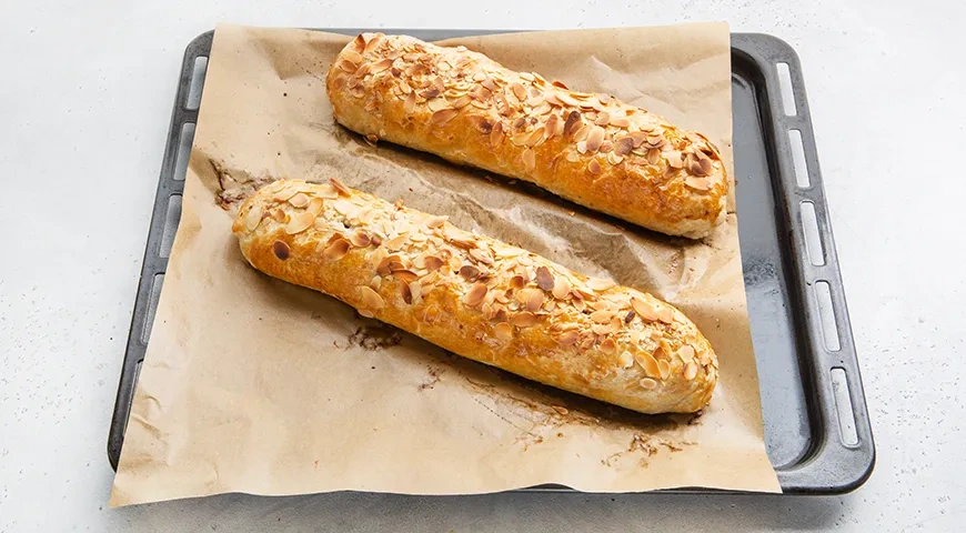 Яблочный штрудель из слоеного теста: шаг 11