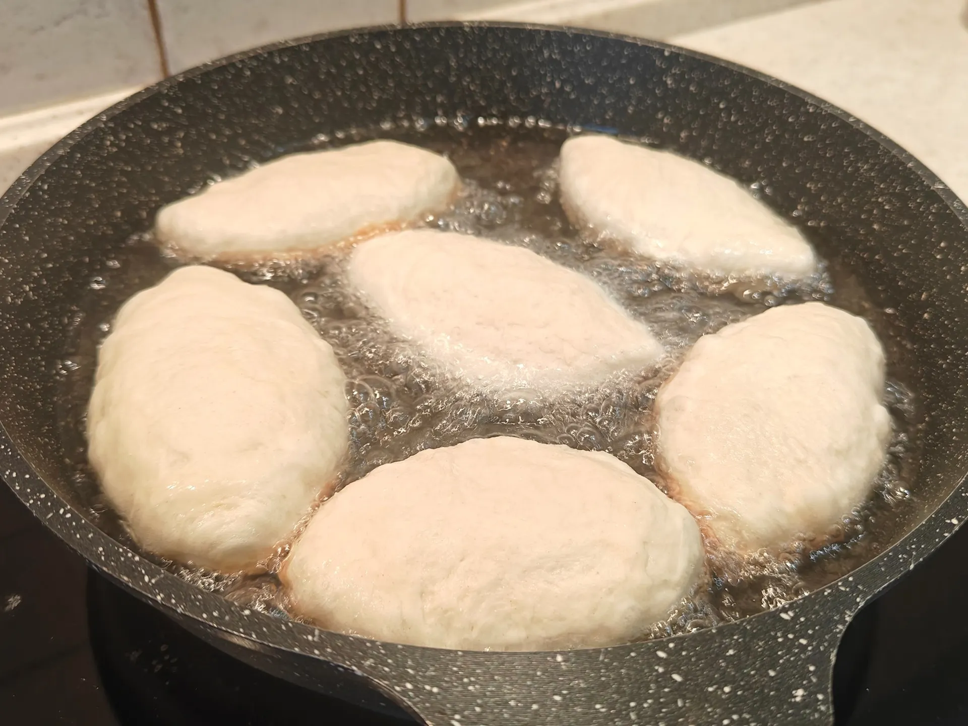 Шаг 11: Жареные пирожки с картошкой